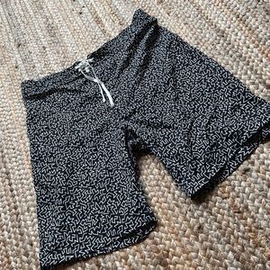 Taylor stitch bathing suit size 31